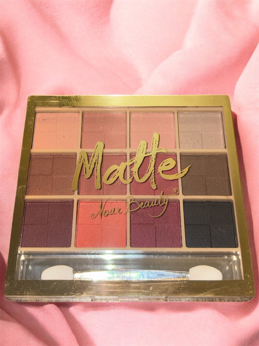 Nour Beauty – Matte Palette🎨